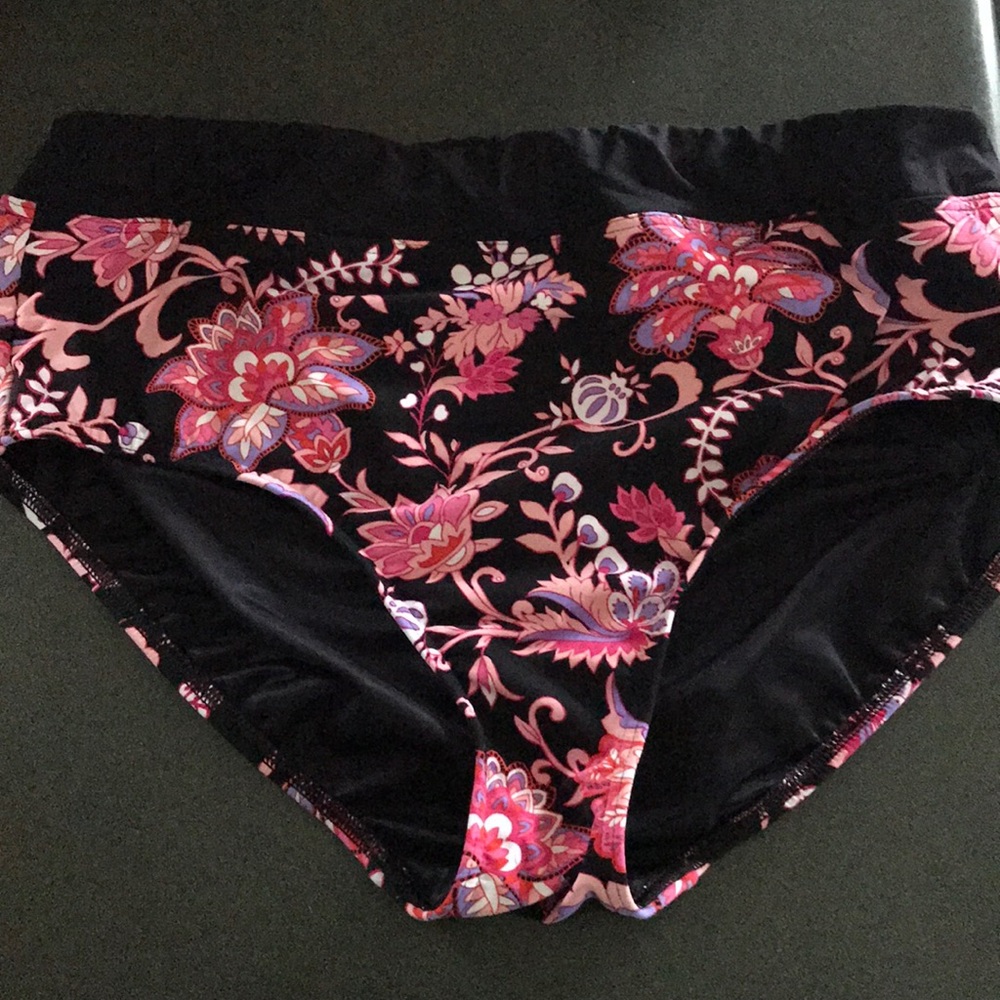 Lands end bottoms nwot